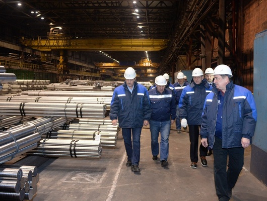 Два предприятия «Металлоинвеста» посетила делегация Трубной металлургической компании*