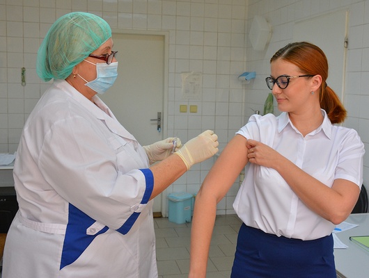 На предприятиях «Металлоинвеста» началась вакцинация сотрудников от гриппа*