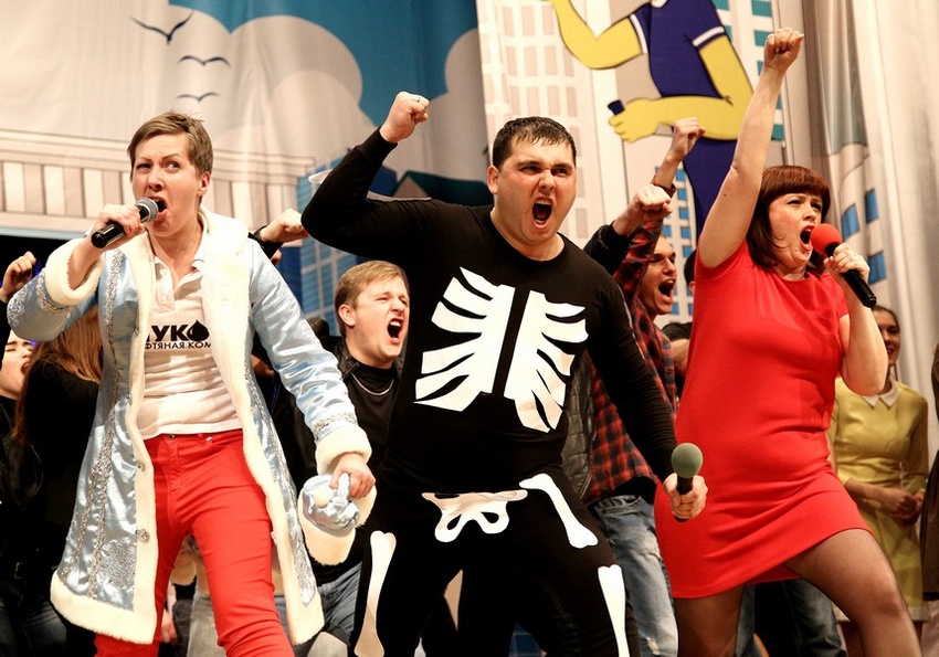 «Полный бак» вывел на сцену всех заправщиков Белгорода. Фото Владимира Юрченко